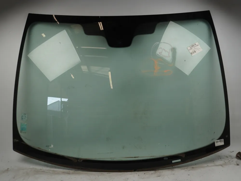 Direct fabricant | Pare-brise occasion FIAT SCUDO II Phase 1 - 1.6 DT 90ch
