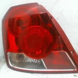 Dépêchez-vous - Feu arriere gauche Daewoo KALOS 96540268
